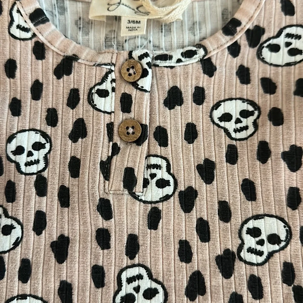 Jessica Simpson ruffle ribbed dusty rose Skull 2 piece set